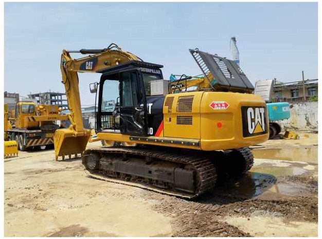 Good performance japan original second hand caterpillar cat320d digger used cat 320d excavator in Shanghai - Гусеничный экскаватор: фото 1 Good performance japan original second hand caterpillar cat320d digger used cat 320d excavator in Shanghai - Гусеничный экскаватор: фото 1