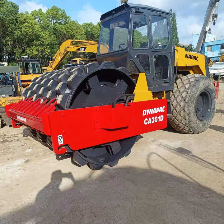 Good quality used dynapac road roller second hand CA301d dynapac roller with low price - Каток: фото 1 Good quality used dynapac road roller second hand CA301d dynapac roller with low price - Каток: фото 1