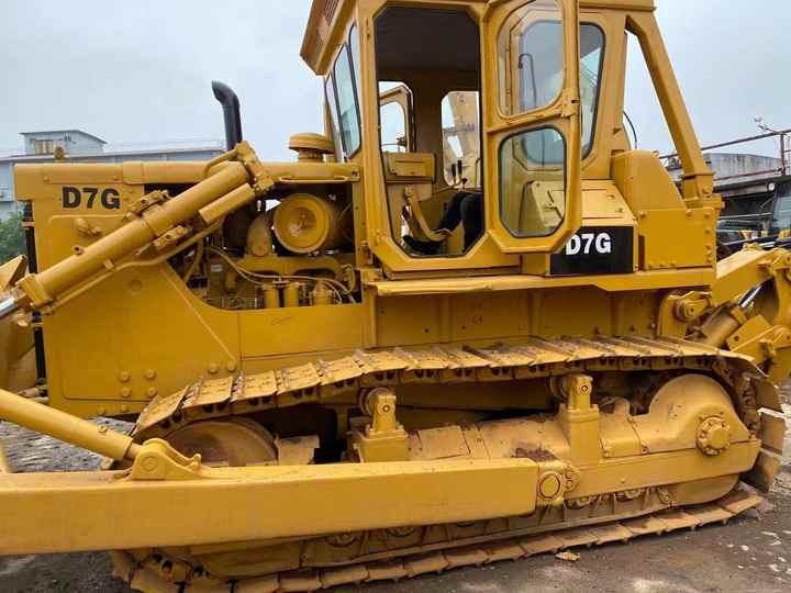 High Performance and Excellent Condition Used CAT D7G Crawler Bulldozer Original Caterpillar for sale in stock - Бульдозер: фото 5 High Performance and Excellent Condition Used CAT D7G Crawler Bulldozer Original Caterpillar for sale in stock - Бульдозер: фото 5