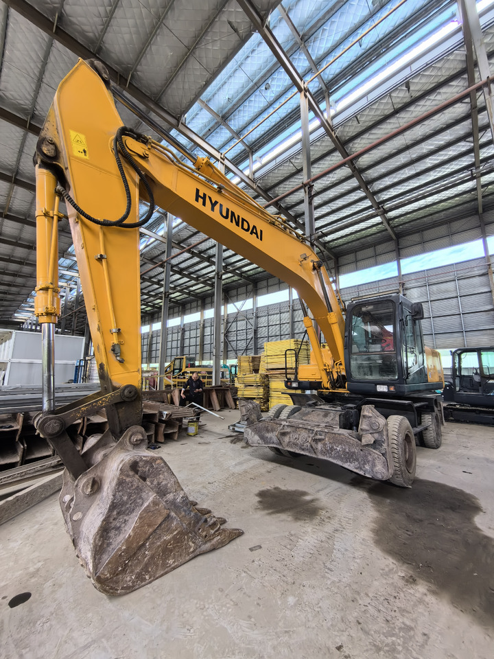 Hyundai 210w-7 wheel excavator в лизинг Hyundai 210w-7 wheel excavator: фото 6