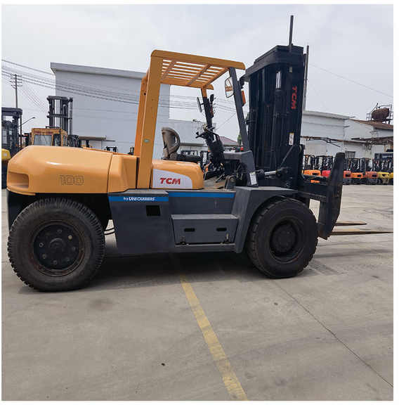 Japan Used TCM 10ton forklift cheap price diesel engine TCM FD100 second-hand forklift - Дизельный погрузчик: фото 1 Japan Used TCM 10ton forklift cheap price diesel engine TCM FD100 second-hand forklift - Дизельный погрузчик: фото 1