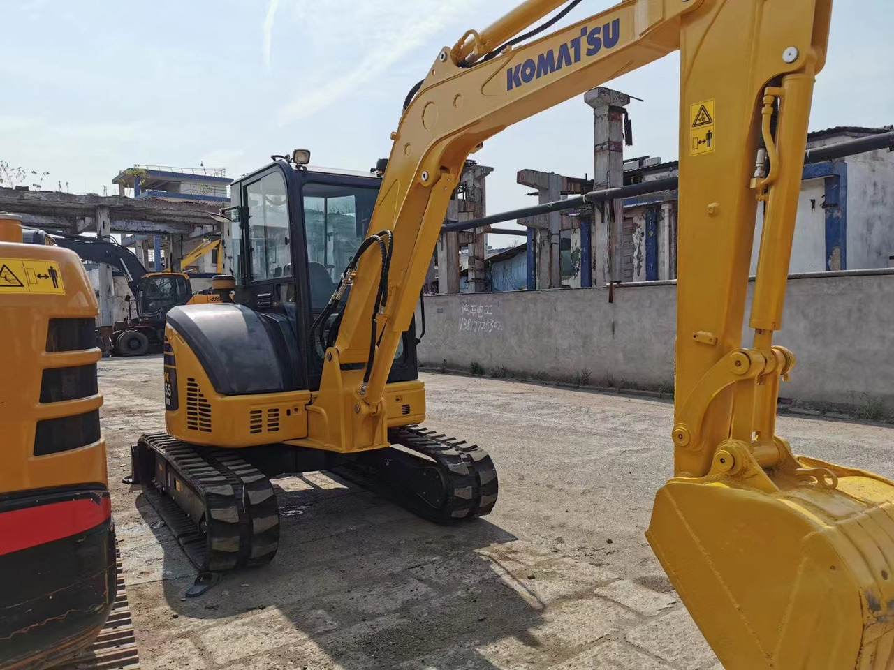 Komatsu PC55MR-3 Excavator - Мини-экскаватор: фото 4 Komatsu PC55MR-3 Excavator - Мини-экскаватор: фото 4