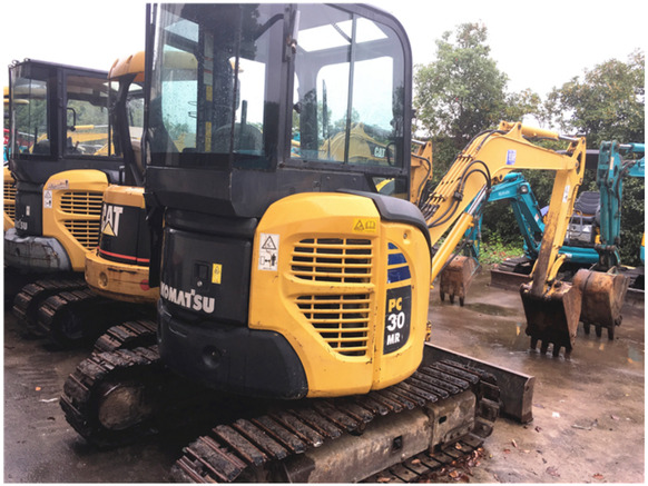Reasonable price good quality second-hand Komatsu PC30 used Komatsu mini excavator digger for sale - Гусеничный экскаватор: фото 1 Reasonable price good quality second-hand Komatsu PC30 used Komatsu mini excavator digger for sale - Гусеничный экскаватор: фото 1