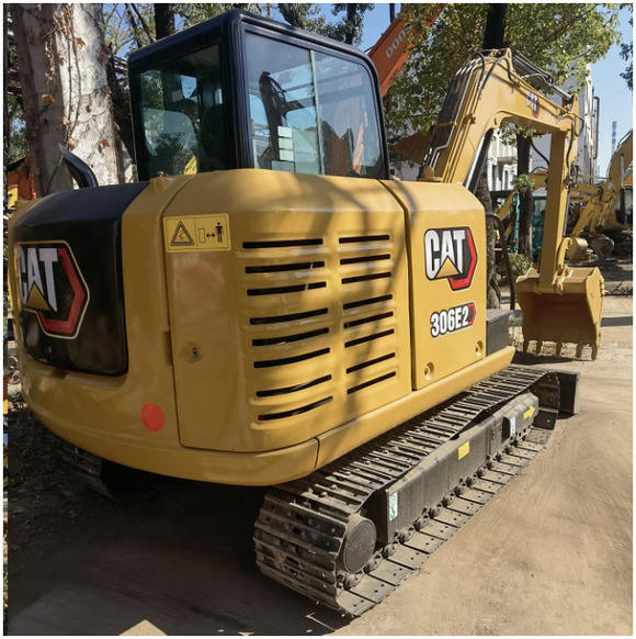 Used Cat 306E2 Small Excavators 6 ton Originally Japan Good Working Condition used mini excavator - Гусеничный экскаватор: фото 1 Used Cat 306E2 Small Excavators 6 ton Originally Japan Good Working Condition used mini excavator - Гусеничный экскаватор: фото 1