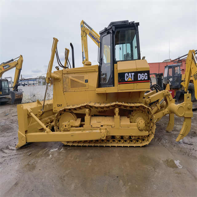 Second hand bulldozer D6G used cat d6 bulldozer used cat bulldozer good condition for sale - Бульдозер: фото 1 Second hand bulldozer D6G used cat d6 bulldozer used cat bulldozer good condition for sale - Бульдозер: фото 1