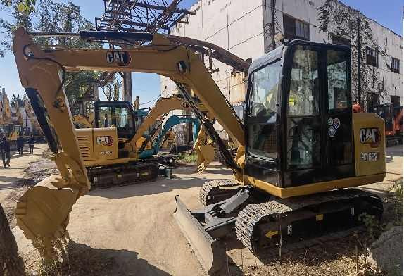 Used 6 ton Caterpillar Crawler Wheel Excavator 306e2 cheap used excavator for hot sale в лизинг used 6 ton Caterpillar Crawler Wheel Excavator 306e2 cheap used excavator for hot sale: фото 6