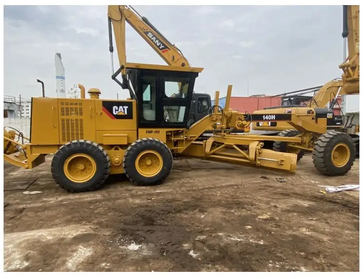 Used grader caterpillar 140H Caterpillar motor grader 140H 140G 120K 120G 14H cheap used grader - Грейдер: фото 1 Used grader caterpillar 140H Caterpillar motor grader 140H 140G 120K 120G 14H cheap used grader - Грейдер: фото 1