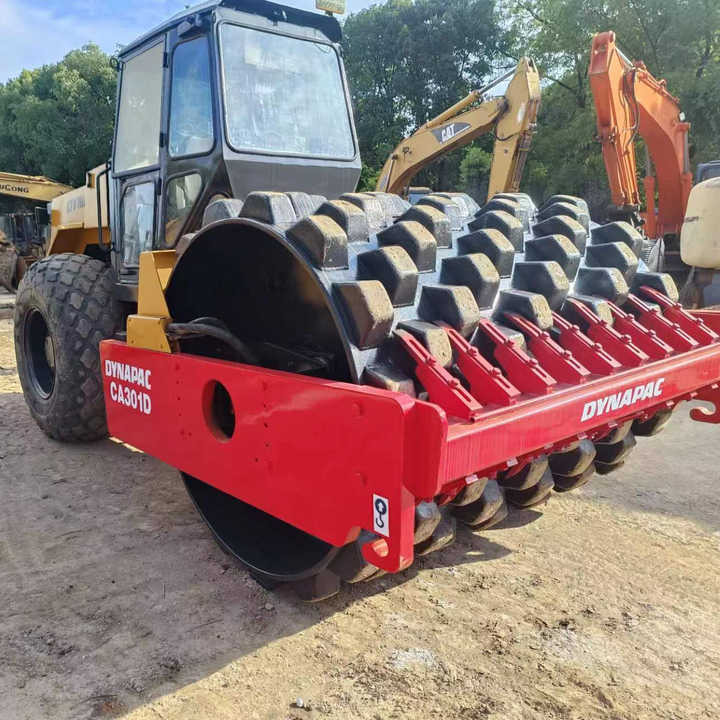 Used roller Dynapac CA301D secondhand roller Dynapac CA301D used roller for sale - Каток: фото 1 Used roller Dynapac CA301D secondhand roller Dynapac CA301D used roller for sale - Каток: фото 1