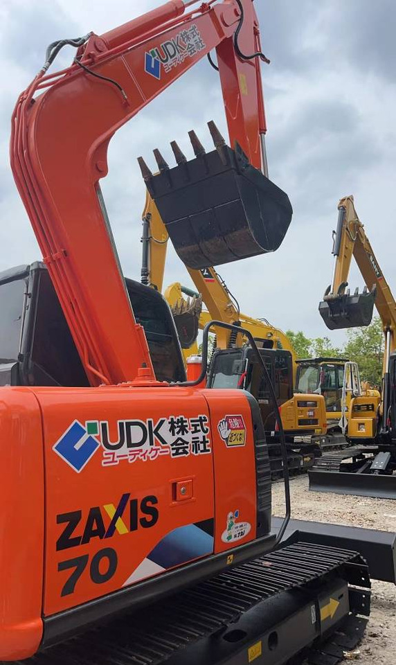 Hitachi Zaxis 70 [ Copy ] - Мини-экскаватор: фото 1