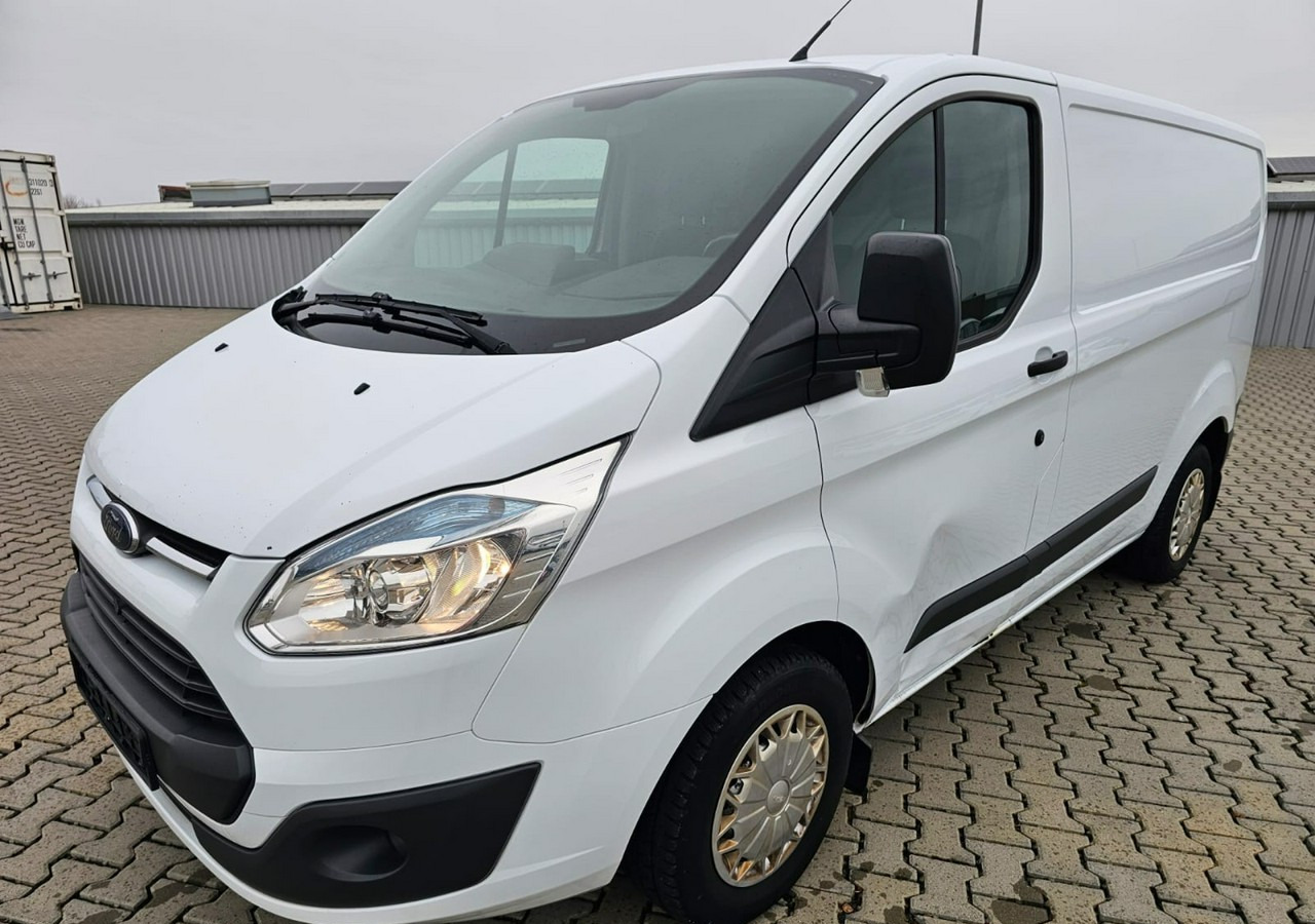 Ford Transit Transit Custom Ford Transit Custom 2.2-125KM Klima 2015 - Цельнометаллический фургон: фото 4 Ford Transit Transit Custom Ford Transit Custom 2.2-125KM Klima 2015 - Цельнометаллический фургон: фото 4
