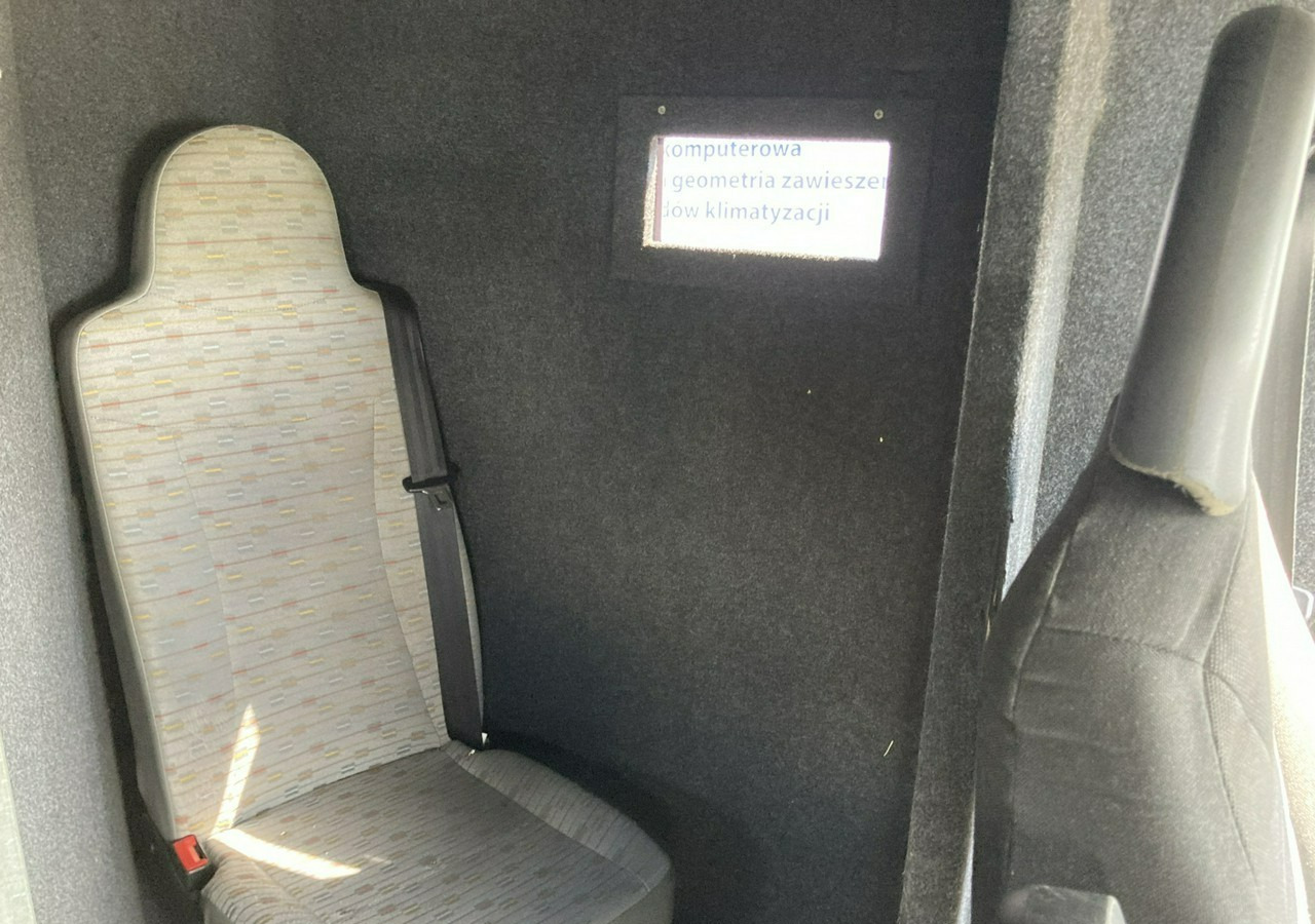 Iveco Daily Iveco 35-130 Bankowóz Kuloodporny Opanceżony pancerny 2015 - Инкассаторская машина: фото 5 Iveco Daily Iveco 35-130 Bankowóz Kuloodporny Opanceżony pancerny 2015 - Инкассаторская машина: фото 5