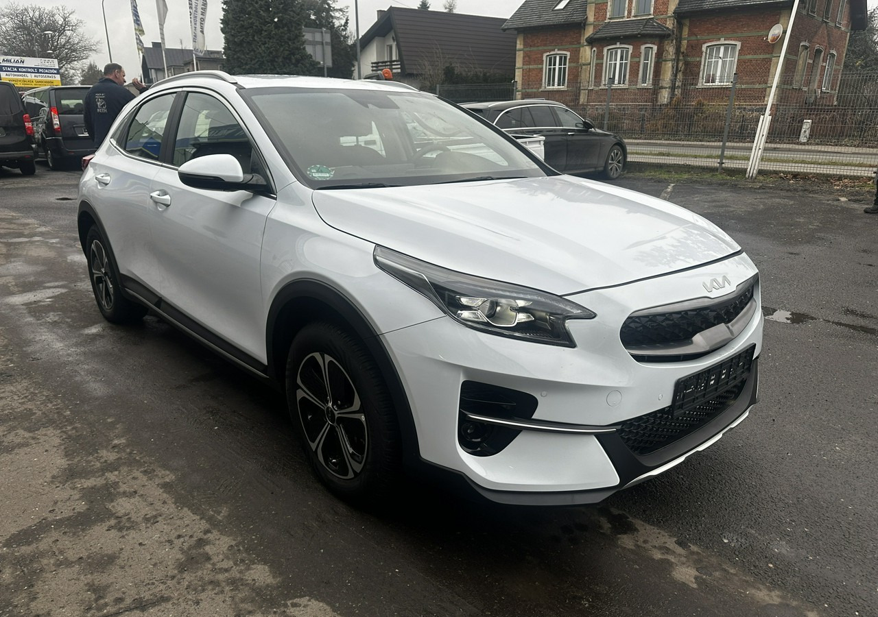 Kia Xceed 1.6 GDI Hybryda Plug-in 50 km na prądzie 2022 - Легковой автомобиль: фото 1 Kia Xceed 1.6 GDI Hybryda Plug-in 50 km na prądzie 2022 - Легковой автомобиль: фото 1