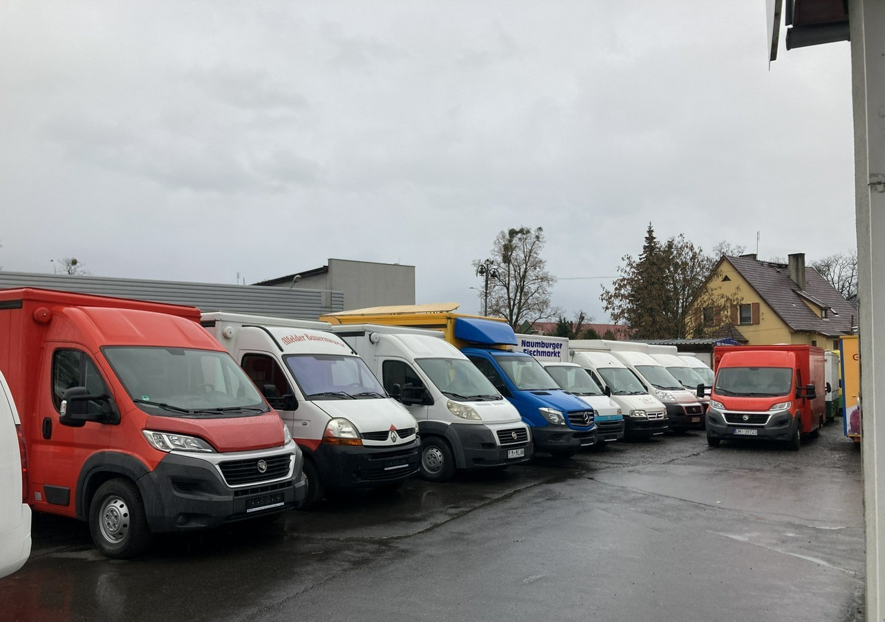 Renault Master Master Autosklep Sklep Gastronomiczny Food Truck Foodtruck Borco 201 - Торговый грузовик: фото 1 Renault Master Master Autosklep Sklep Gastronomiczny Food Truck Foodtruck Borco 201 - Торговый грузовик: фото 1
