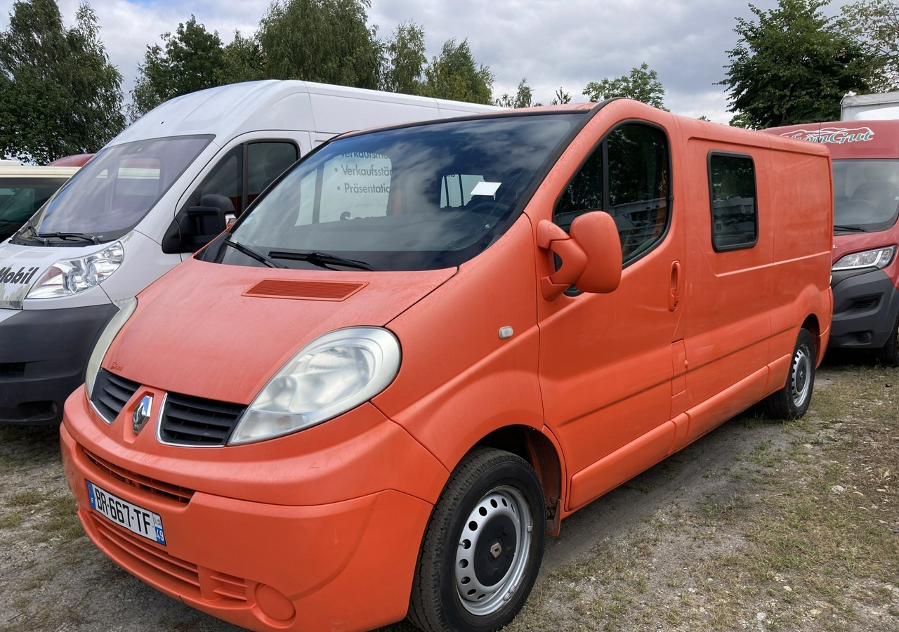 Renault Trafic Trafic 2.0 CDI Brygadówka dokka doka - Грузопассажирский фургон: фото 1 Renault Trafic Trafic 2.0 CDI Brygadówka dokka doka - Грузопассажирский фургон: фото 1