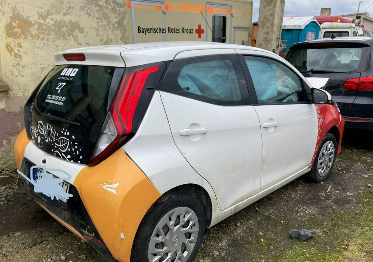 Toyota Aygo II Aygo 1.0-16V Klima Salon PL 2021 Bezyna + LPG - Легковой автомобиль: фото 2 Toyota Aygo II Aygo 1.0-16V Klima Salon PL 2021 Bezyna + LPG - Легковой автомобиль: фото 2