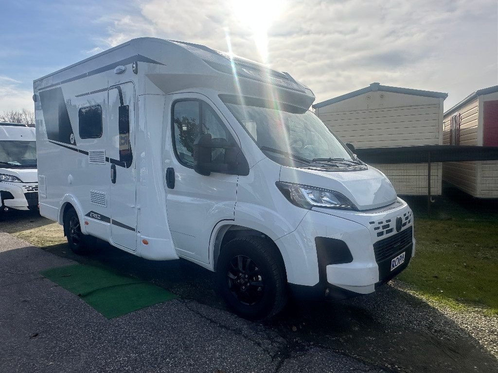 ETRUSCO T 5900 FB - Полуинтегрированный автодом: фото 1 ETRUSCO T 5900 FB - Полуинтегрированный автодом: фото 1