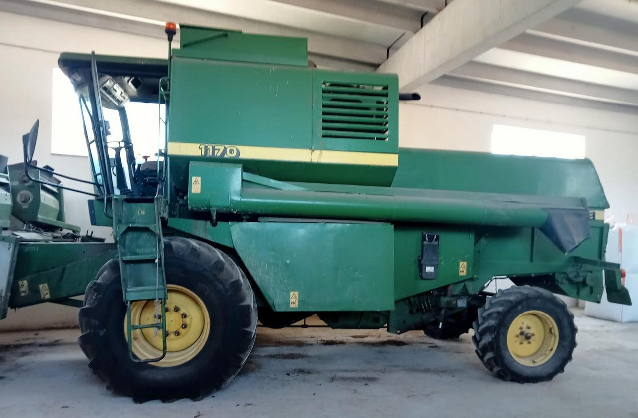 John deere 1170 - Трактор: фото 1 John deere 1170 - Трактор: фото 1
