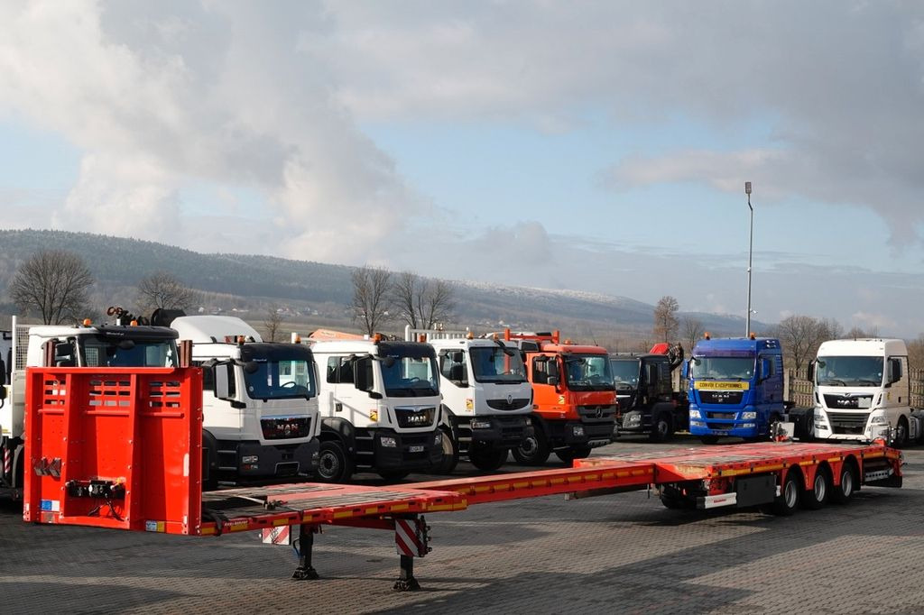 Kässbohrer NACZEPA LAWETA / NISKOPODWOZIE / ROZCIĄGANA - 2 - Низкорамный полуприцеп: фото 1 Kässbohrer NACZEPA LAWETA / NISKOPODWOZIE / ROZCIĄGANA - 2 - Низкорамный полуприцеп: фото 1