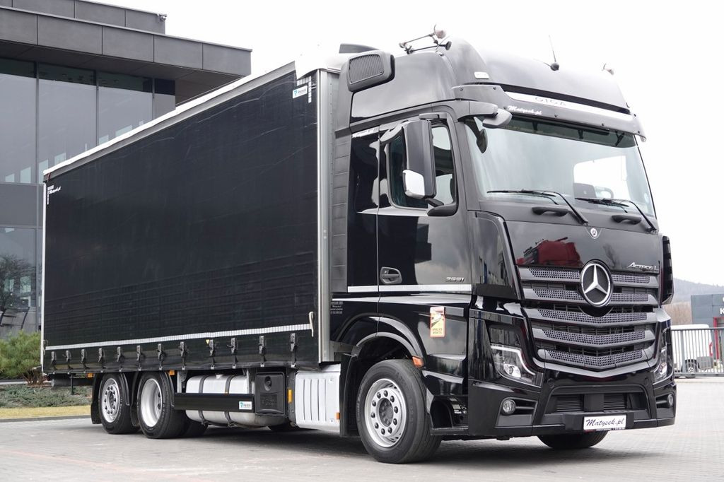Mercedes-Benz ACTROS 2551 / 6x2 / FIRANKA - 7,8 m / SOLÓWKA / - Тентованный грузовик: фото 1 Mercedes-Benz ACTROS 2551 / 6x2 / FIRANKA - 7,8 m / SOLÓWKA / - Тентованный грузовик: фото 1
