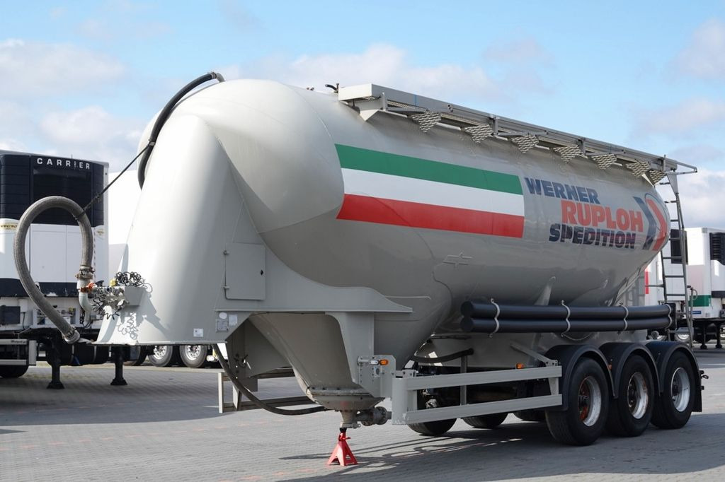 Spitzer CEMENTONACZEPA / 37 000 L / OŚ PODNOSZONA / SILO - Полуприцеп цистерна для сыпучих грузов: фото 1 Spitzer CEMENTONACZEPA / 37 000 L / OŚ PODNOSZONA / SILO - Полуприцеп цистерна для сыпучих грузов: фото 1