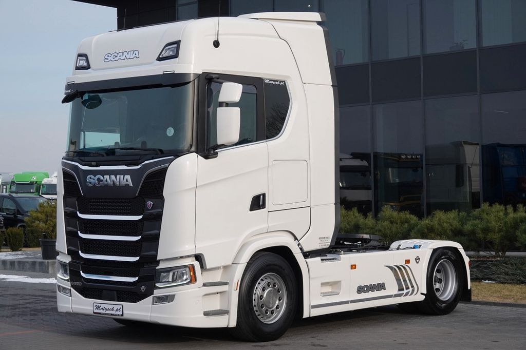 Scania S 520 / V8 / RETARDER / I-PARK COOL / SKÓRY / OP - Тягач: фото 1 Scania S 520 / V8 / RETARDER / I-PARK COOL / SKÓRY / OP - Тягач: фото 1