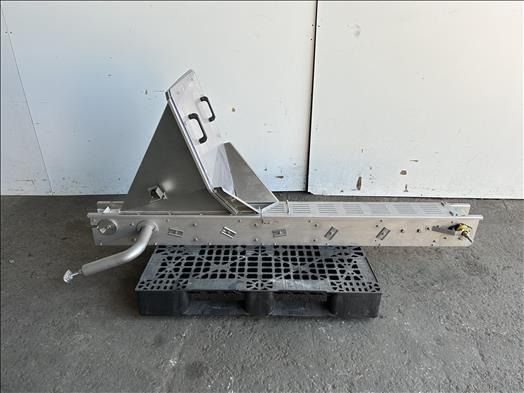 NNP Flighted elevator conveyor - Конвейер: фото 1 NNP Flighted elevator conveyor - Конвейер: фото 1
