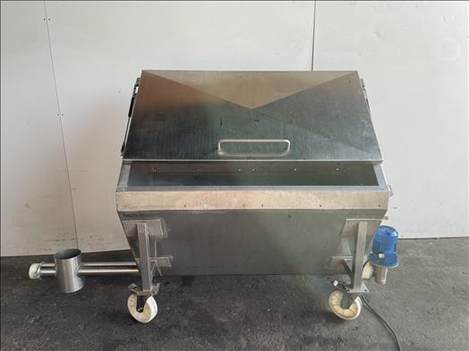 NNP Stainless hopper and screw - Пищевое оборудование: фото 1 NNP Stainless hopper and screw - Пищевое оборудование: фото 1