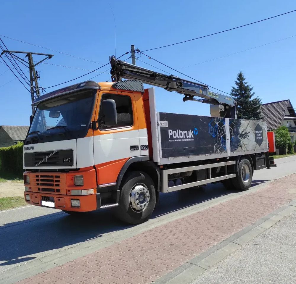 Volvo FM7 - Автоманипулятор: фото 1 Volvo FM7 - Автоманипулятор: фото 1