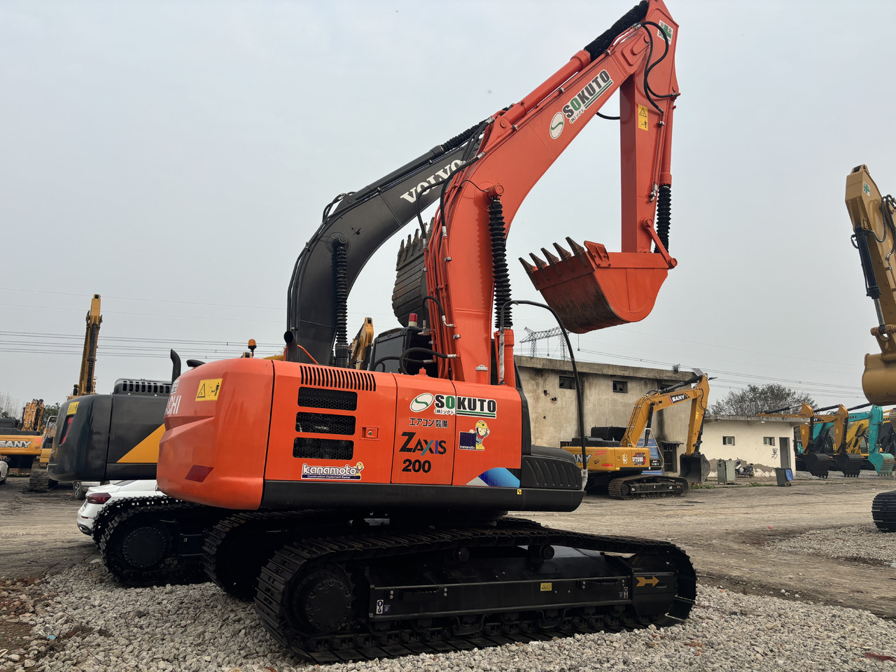 Hitachi Zx200-3 - Гусеничный экскаватор: фото 1 Hitachi Zx200-3 - Гусеничный экскаватор: фото 1