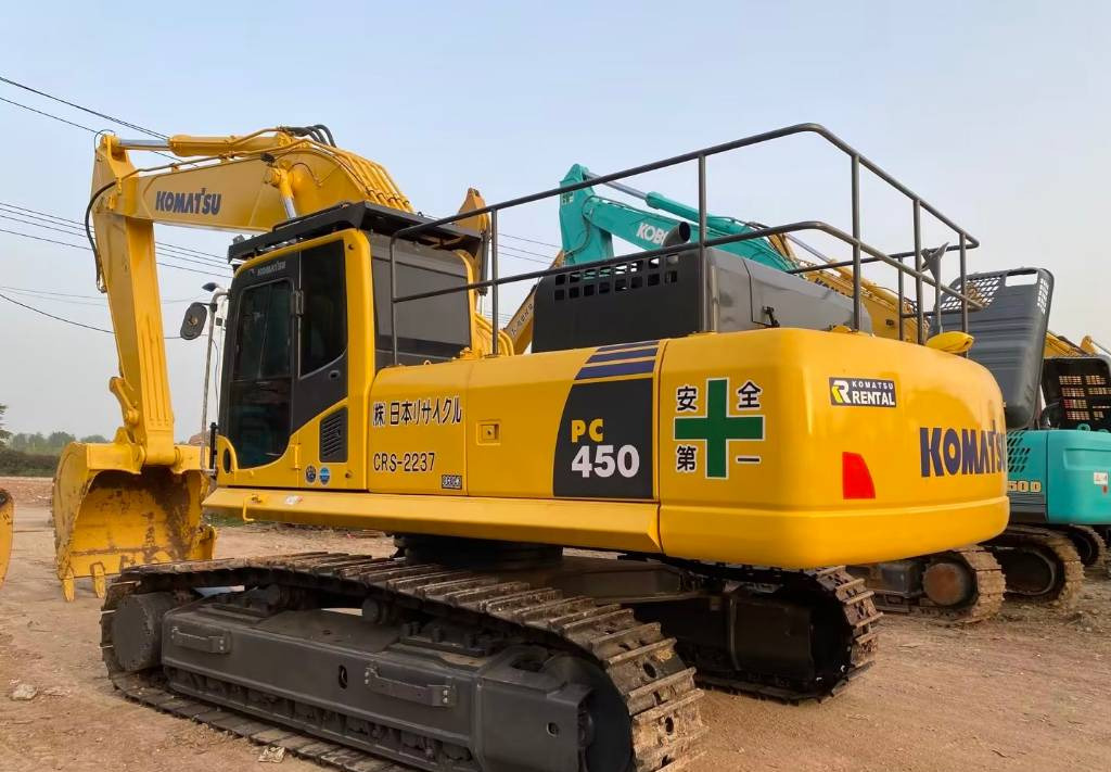 KOMATSU PC 450-8 [ Copy ] - Гусеничный экскаватор: фото 1