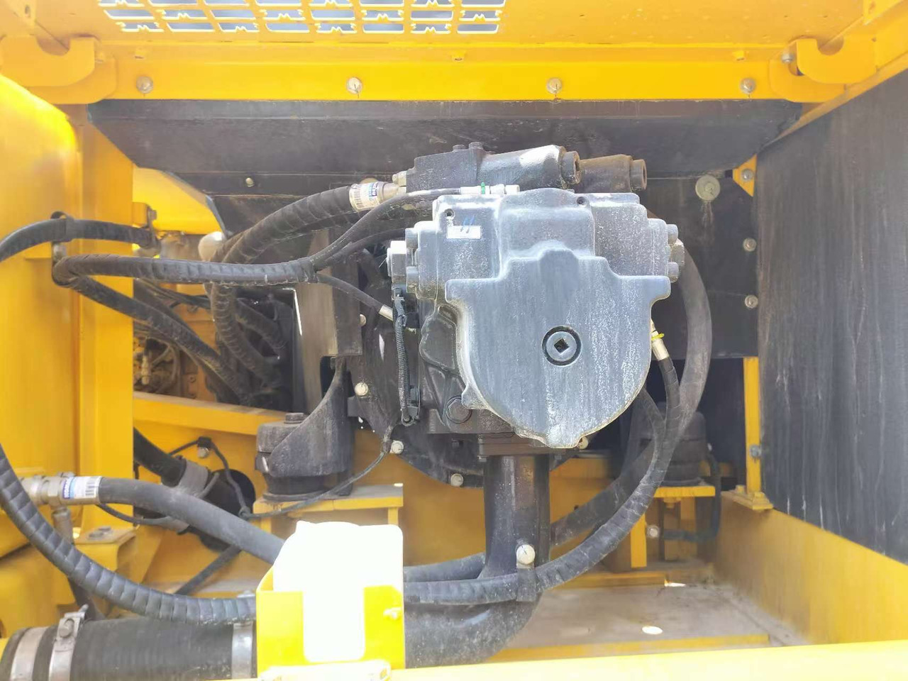 KOMATSU PC400-8 [ Copy ] в лизинг KOMATSU PC400-8 [ Copy ]: фото 7