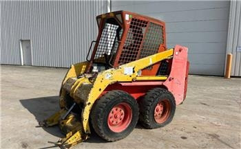 Bobcat 753 - Мини-погрузчик с бортовым поворотом: фото 1 Bobcat 753 - Мини-погрузчик с бортовым поворотом: фото 1
