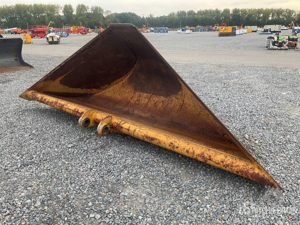 CAT Trapezoid BUCKET - Грейфер для Строительной техники: фото 1 CAT Trapezoid BUCKET - Грейфер для Строительной техники: фото 1