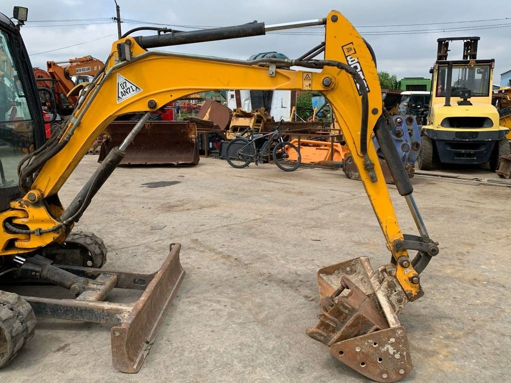 JCB 8030 ZTS - Мини-экскаватор: фото 5 JCB 8030 ZTS - Мини-экскаватор: фото 5