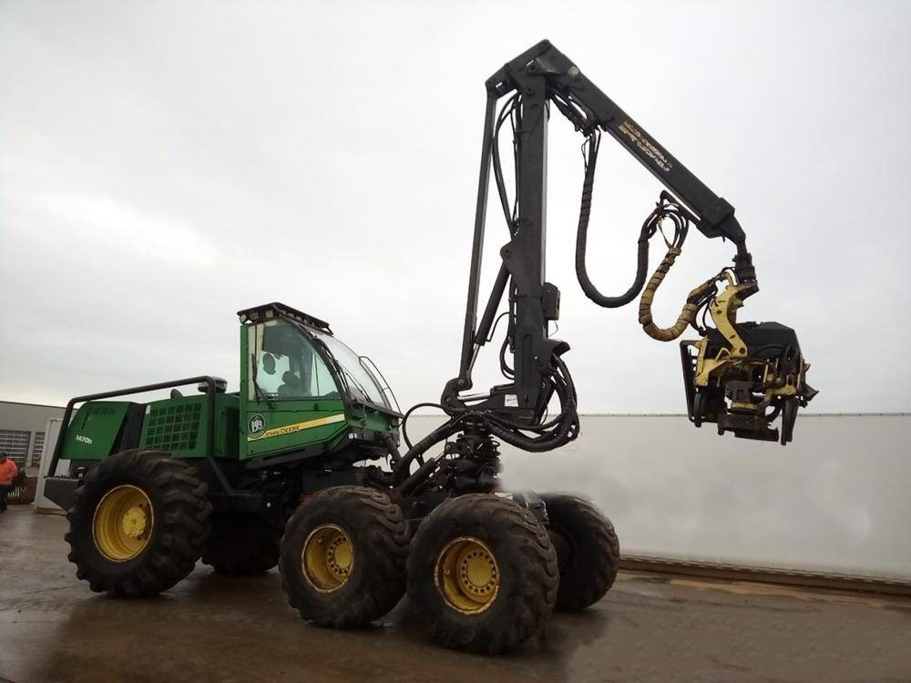 John Deere Timberjack 1470D - Лесной трактор: фото 1 John Deere Timberjack 1470D - Лесной трактор: фото 1