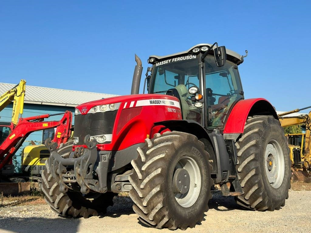 Massey Ferguson 8670  - Трактор: фото 1