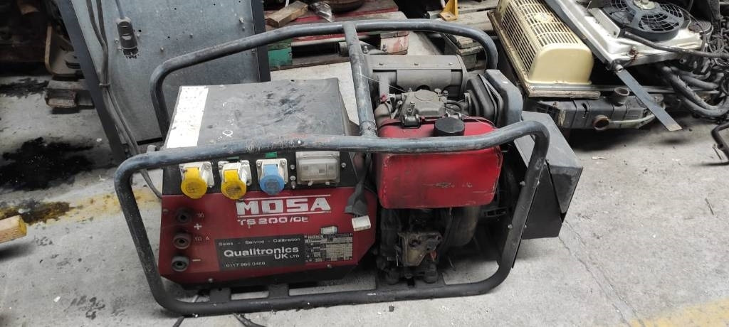 Mosa TS200/CF - Электрогенератор: фото 1 Mosa TS200/CF - Электрогенератор: фото 1