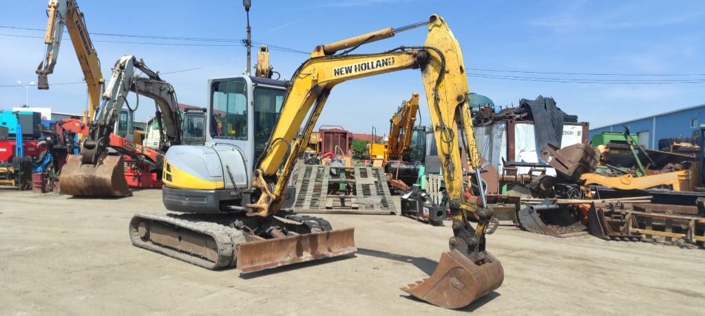 New Holland E 50.2 C - Мини-экскаватор: фото 1 New Holland E 50.2 C - Мини-экскаватор: фото 1