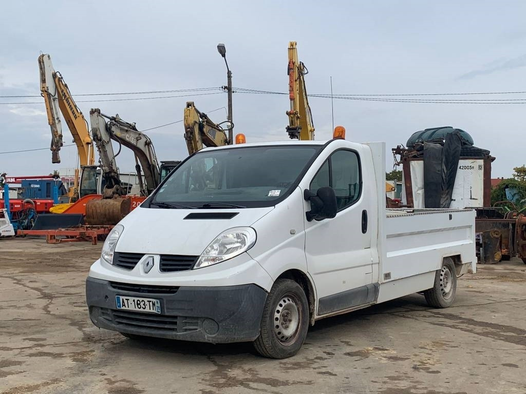 Renault Trafic - Цельнометаллический фургон: фото 1 Renault Trafic - Цельнометаллический фургон: фото 1