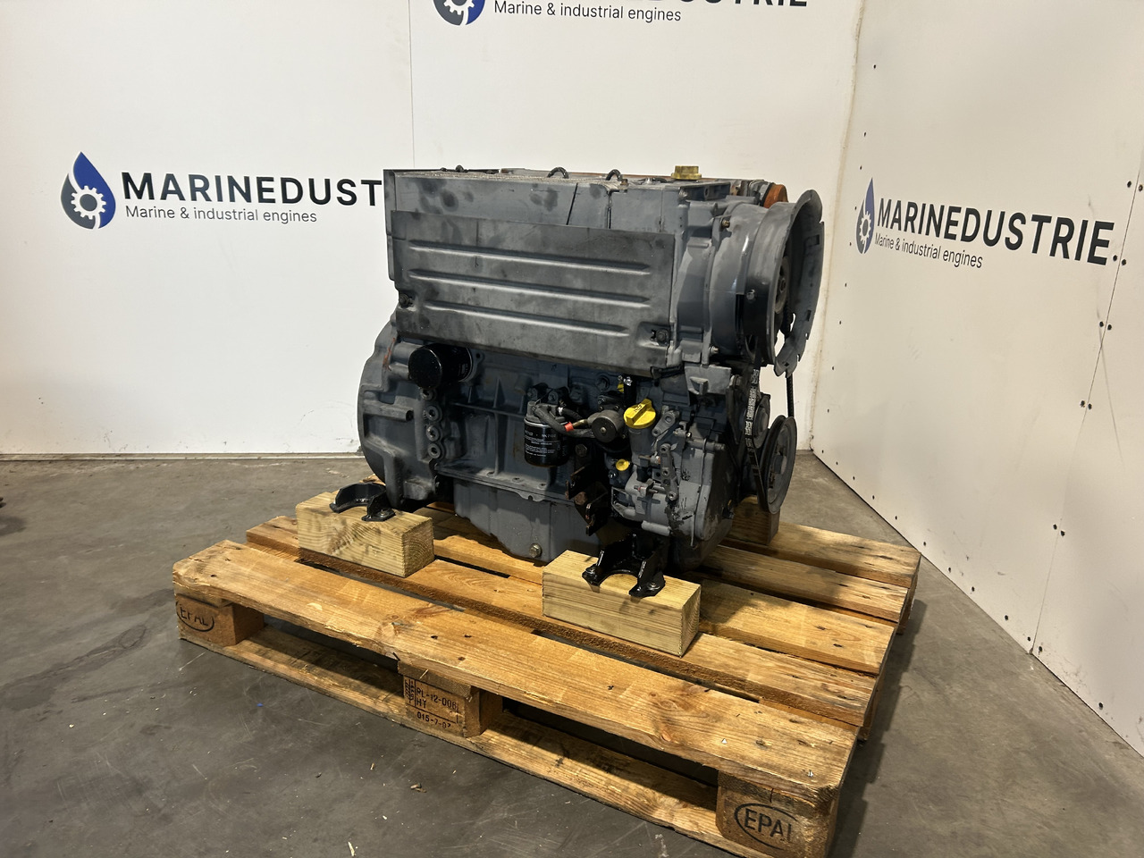 Deutz F4L 1011F - Двигатель для Строительной техники: фото 2 Deutz F4L 1011F - Двигатель для Строительной техники: фото 2