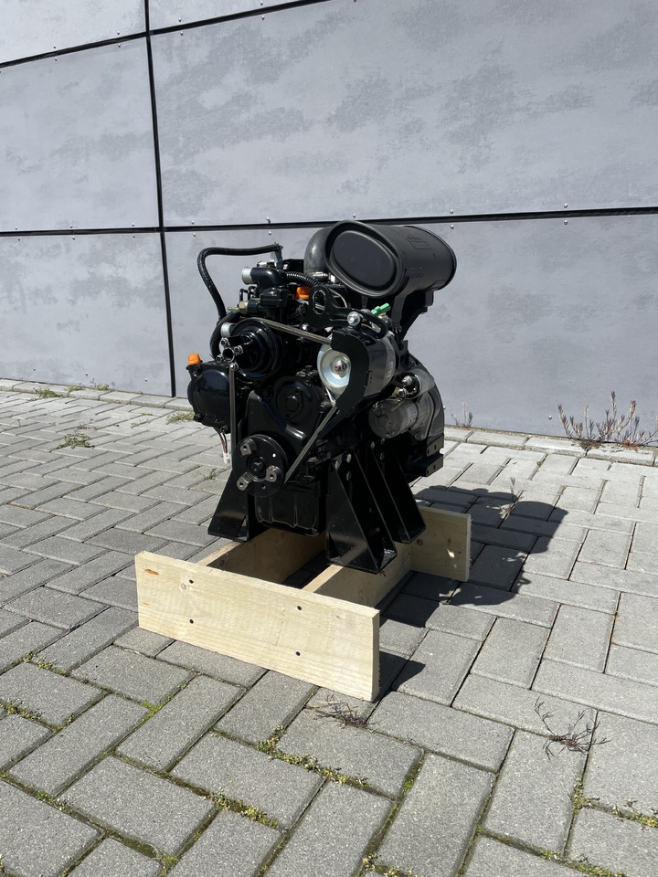 Yanmar 3TNM68 - Двигатель для Строительной техники: фото 1 Yanmar 3TNM68 - Двигатель для Строительной техники: фото 1