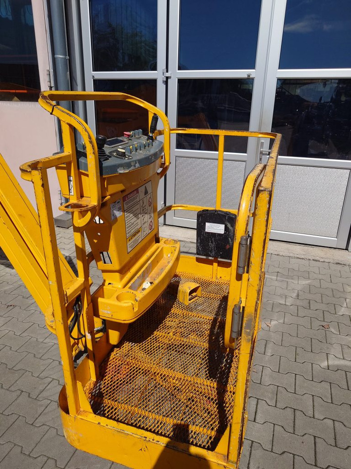 JLG M450AJ - Коленчатый подъемник: фото 3 JLG M450AJ - Коленчатый подъемник: фото 3