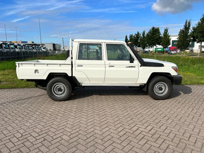 Toyota Land Cruiser HZJ79 4x4 4.2D Double Cab - EURO 3 - NEW!! 13 UNITS directly available в лизинг Toyota Land Cruiser HZJ79 4x4 4.2D Double Cab - EURO 3 - NEW!! 13 UNITS directly available: фото 7