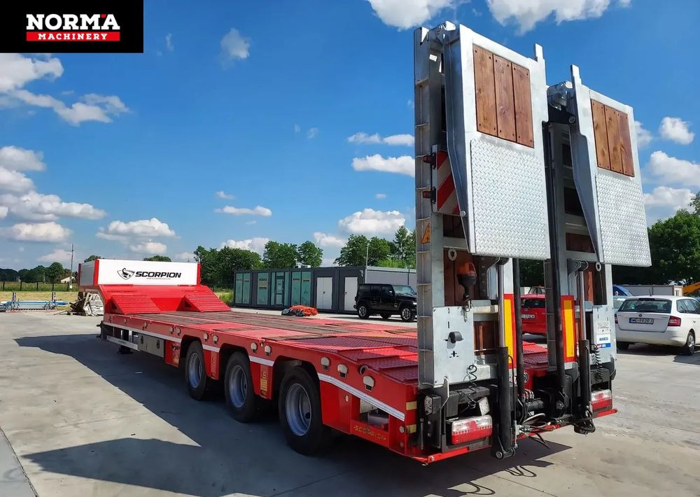 Scorpion 3 osie TRAX płaska - Низкорамный полуприцеп: фото 1