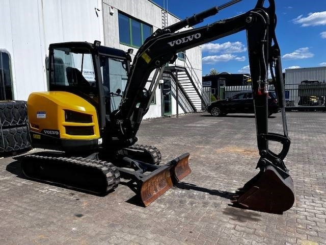 Volvo EC 35 D - Мини-экскаватор: фото 2 Volvo EC 35 D - Мини-экскаватор: фото 2