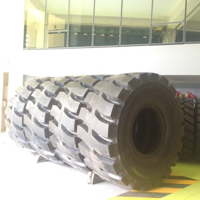 Goodyear 3565R33 L5 - Шина для Строительной техники: фото 3 Goodyear 3565R33 L5 - Шина для Строительной техники: фото 3
