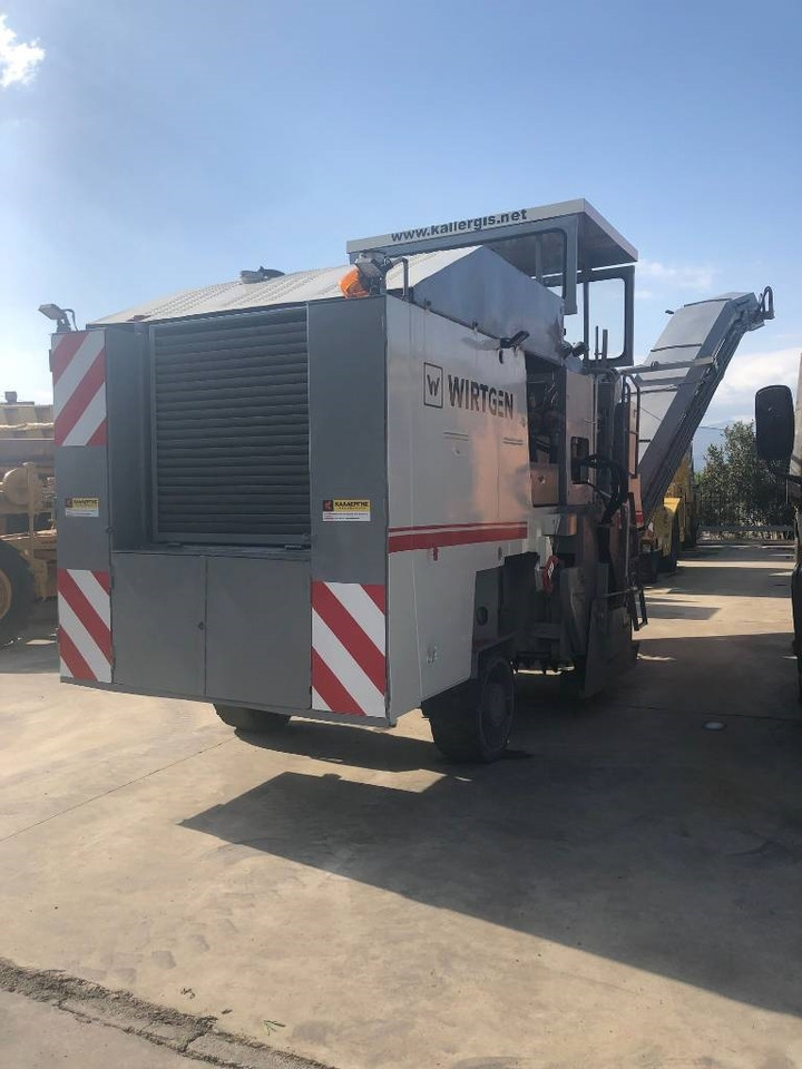 Wirtgen SF 1750 - Дорожная фреза: фото 2 Wirtgen SF 1750 - Дорожная фреза: фото 2