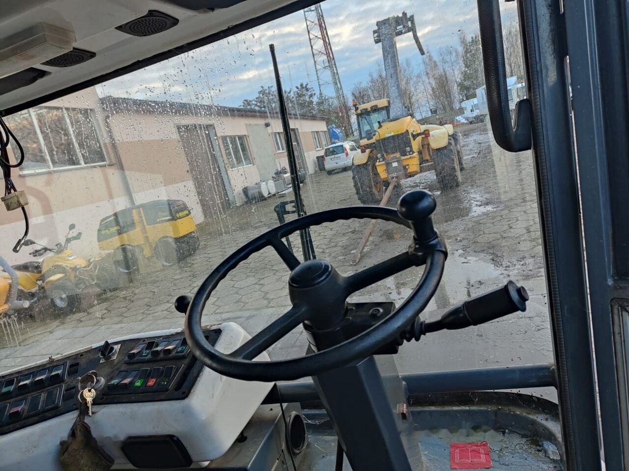 Mathieu Yno Ravo C 540 NA CZĘŚCI - Подметально-уборочная машина: фото 1 Mathieu Yno Ravo C 540 NA CZĘŚCI - Подметально-уборочная машина: фото 1