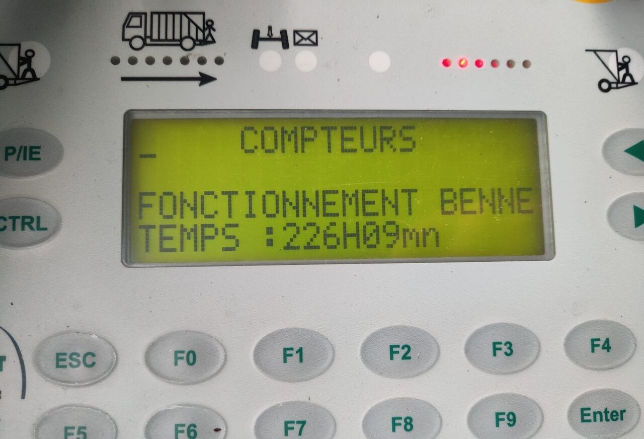 Renault Premium 340 DXi Śmieciarka Zoeller Semat 2012 rok Automat - Мусоровоз: фото 1