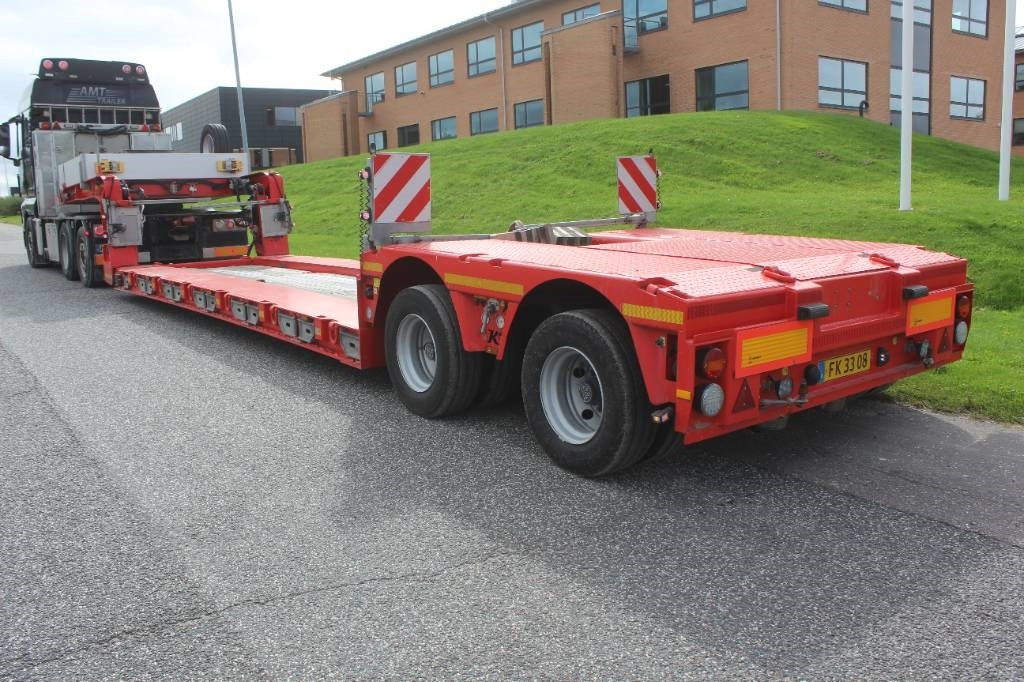 Kässbohrer Hydraulic steering low loader - Прицеп бортовой/ Платформа: фото 1 Kässbohrer Hydraulic steering low loader - Прицеп бортовой/ Платформа: фото 1